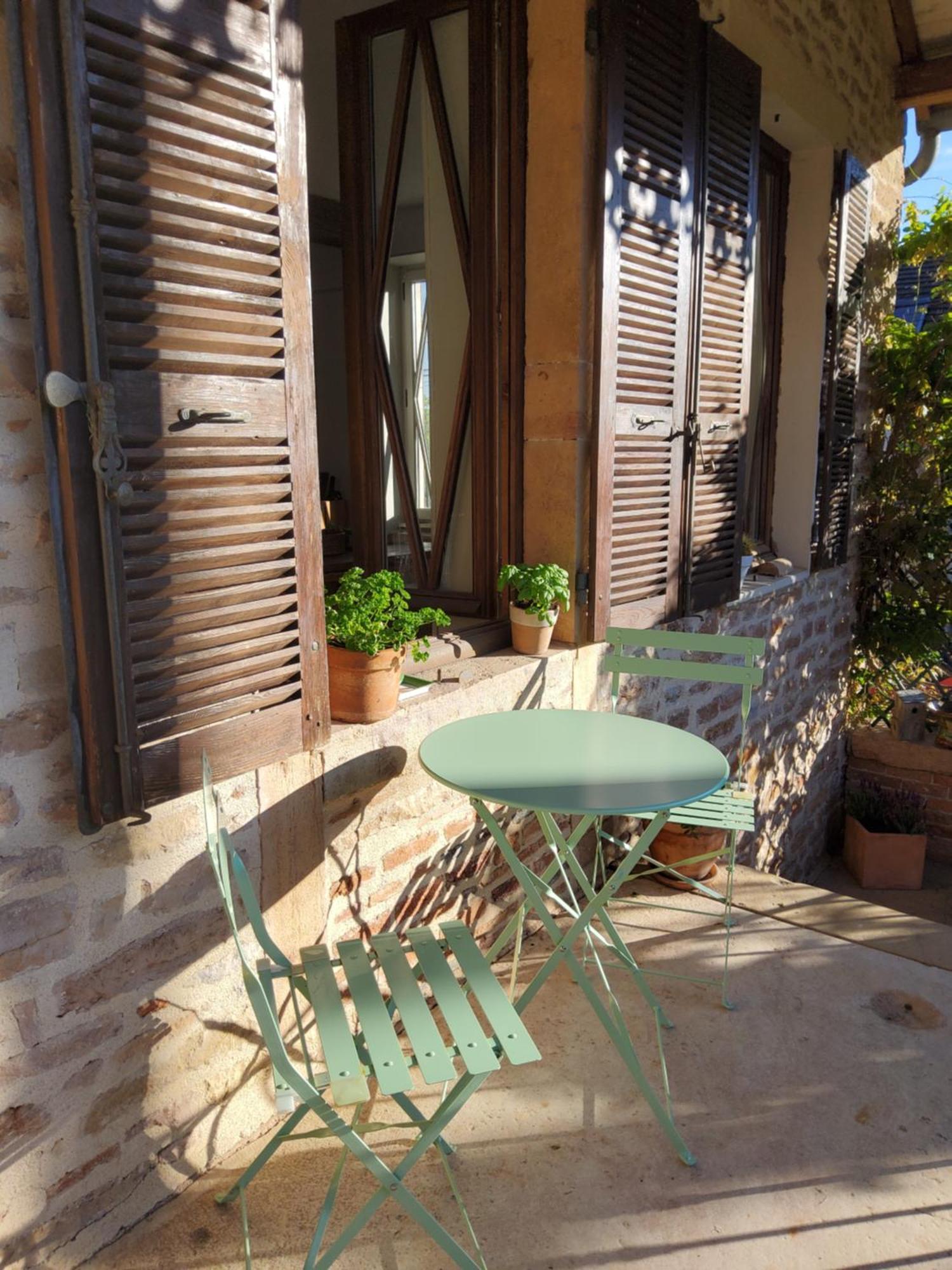 La Parenthese A Etrigny Bed & Breakfast ภายนอก รูปภาพ